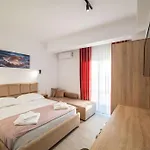 Perla 3*