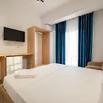 ゲストハウス Perla 3*