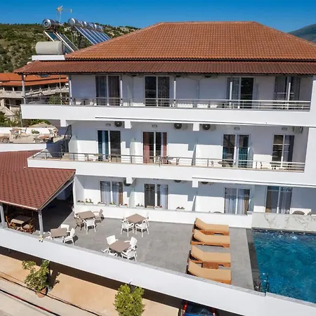 Guest house Hotel Perla Ksamil 2*