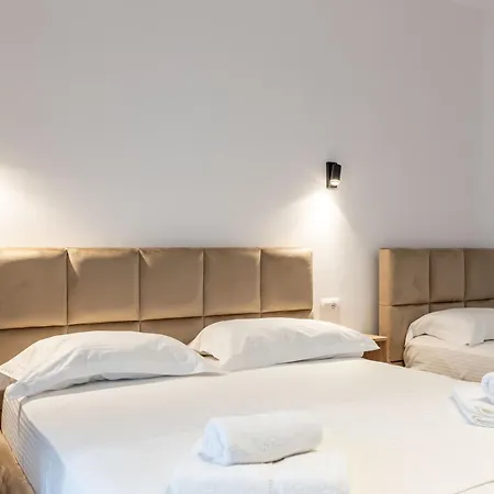Guest house Hotel Perla Ksamil