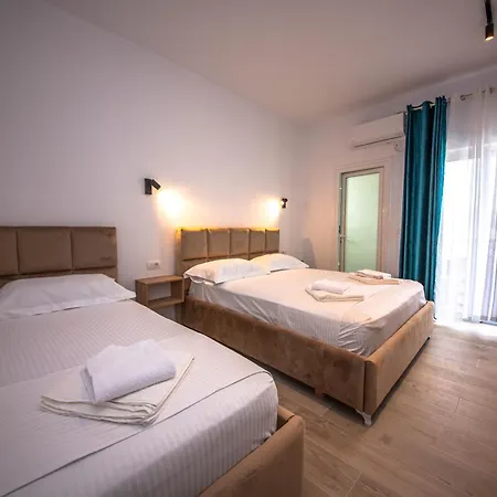 Guest house Hotel Perla Ksamil 2*