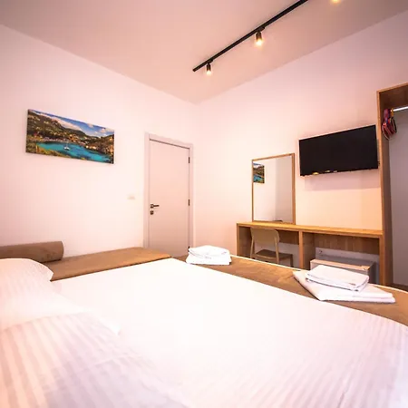 Hotel Perla Ksamil Guest house