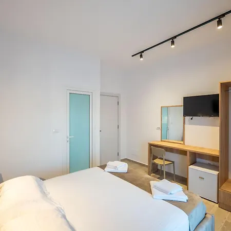 Guest house Hotel Perla Ksamil 2*