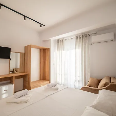 Guest house Hotel Perla Ksamil Ksamil