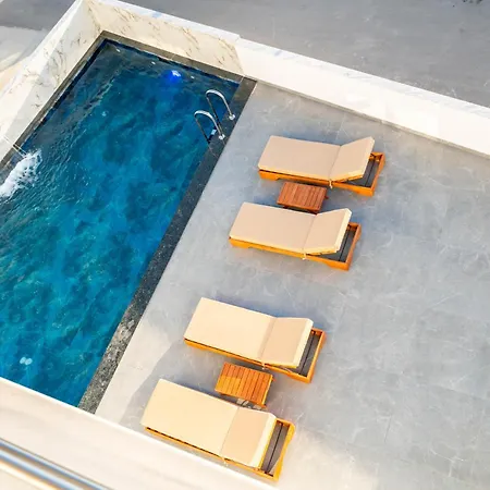 Hotel Perla Ksamil 2*