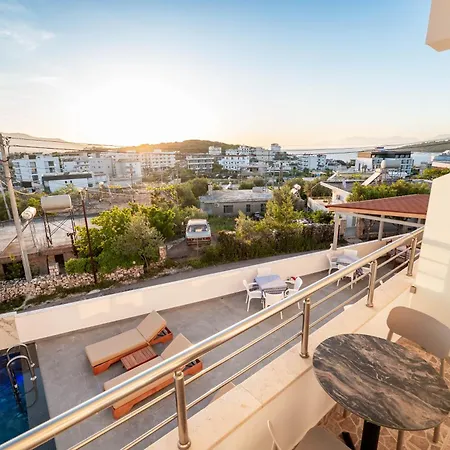 Guest house Hotel Perla Ksamil 2*