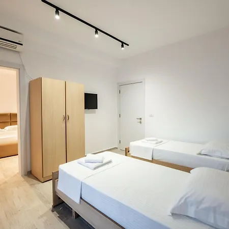 Guest house Hotel Perla Ksamil