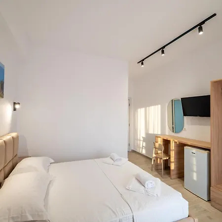 Hotel Perla Ksamil 2*